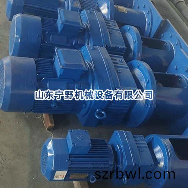 小型攪(jiao)拌(ban)設備(bei)